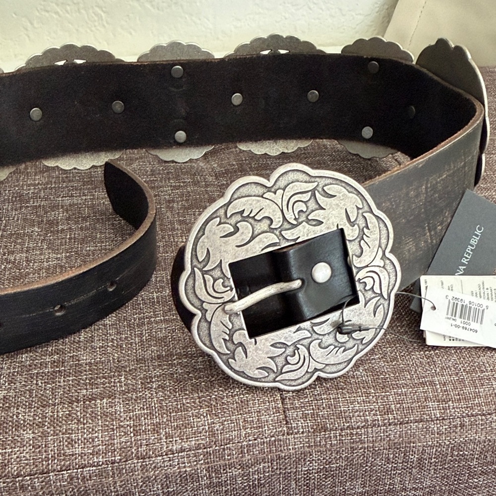NWT Banana Republic Black Belt with Ornate Silver Buckle - Picture 6 of 8